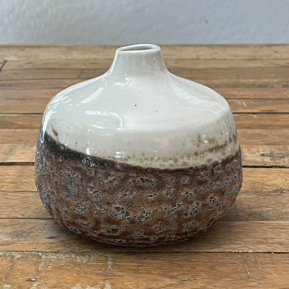 Studio Pottery Ceramic Vase 5.5" Cream Top Glaze Textured Bottom Modern
